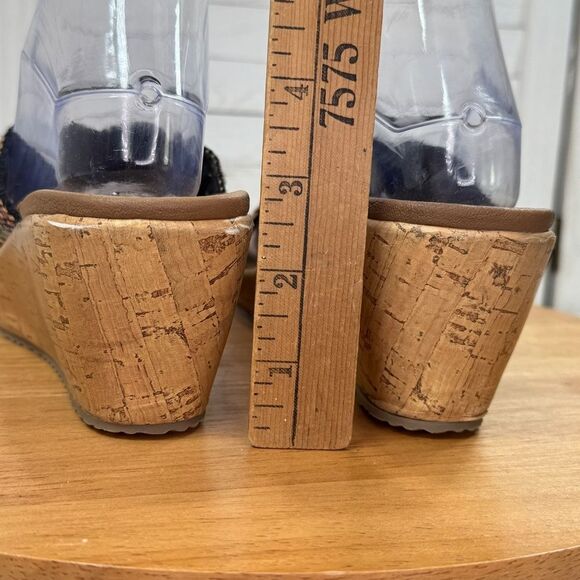 Skechers Beverlee Delighted Rainbow Woven Strap Wedge Sandals Luxe Foam 9 - Picture 10 of 13